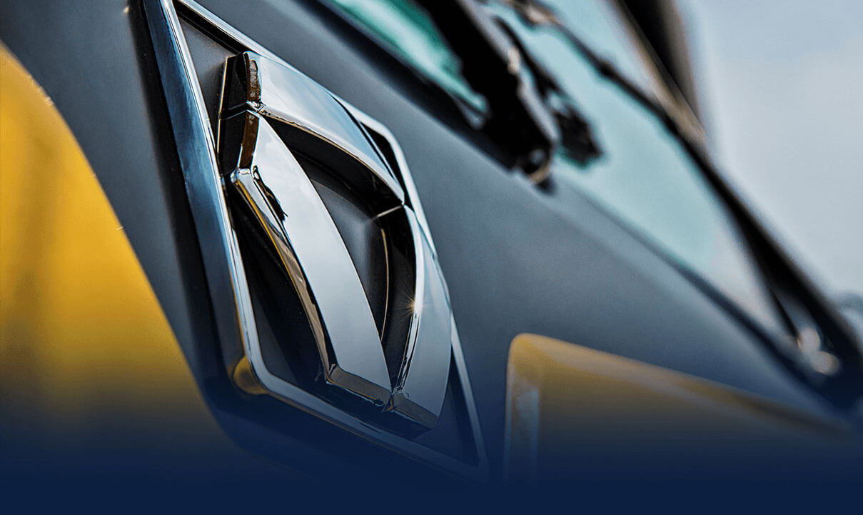 八十載砥礪前行！