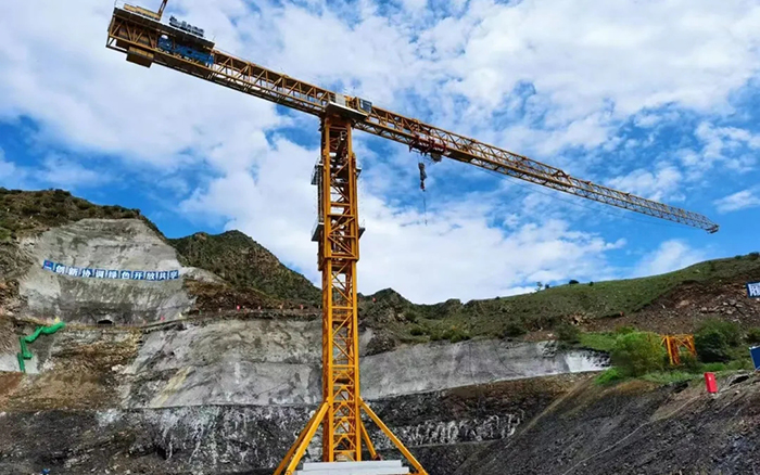 建個(gè)超大“充電寶”，徐工“鋼鐵巨人”正式上崗！