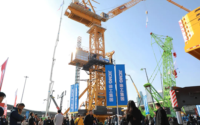 bauma CHINA 2024丨徐工塔式起重機、智能施工升降機火熱亮相