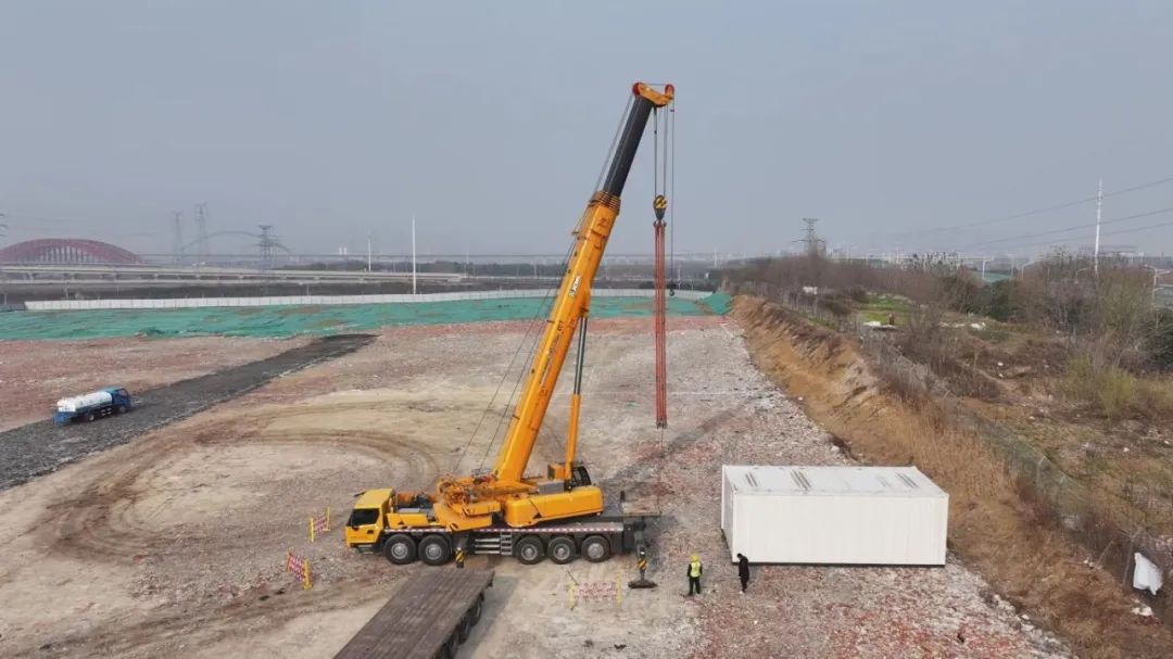 月出勤27天！徐工G2代XCT130G7-1省油又高效，18年吊裝機長都贊！