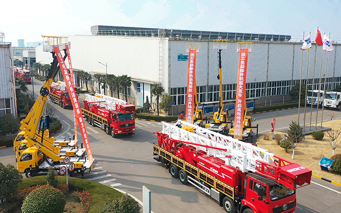 綠色修井效率再刷新，徐工電動修井機批量發(fā)車