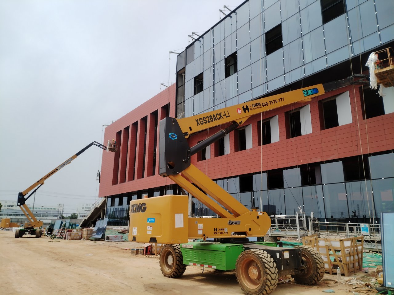 “綠”煥新能！徐工XGS28ACK-Li助力中國(guó)電子云研發(fā)基地打造綠色數(shù)字基建標(biāo)桿