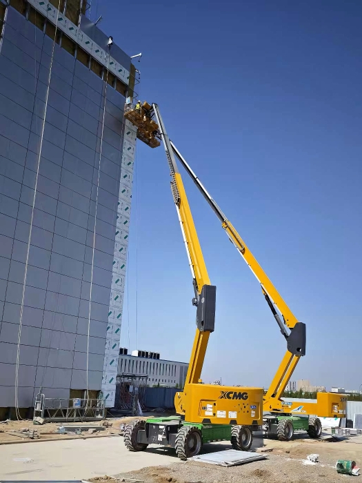 智慧物流中心外立面零碳施工，徐工XGS28ACK-Li成綠色施工密鑰