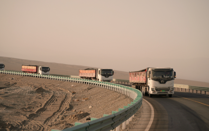 煤海逐綠！徐工新能源牽引車書寫煤炭運輸綠色答卷