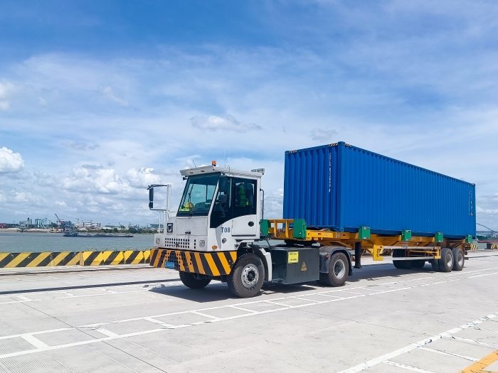 廣州港甄選！去看港口“特種兵”徐工純電牽引車
