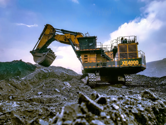 連續(xù)5萬小時出勤！徐工XE4000液壓鏟受礦區(qū)高度贊揚！