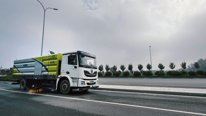 菏澤“迎賓大道”煥新進(jìn)行時！來看徐工如何支招