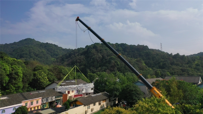 46米跨距吊3天！徐工G2代四橋130噸“闖入”影視圈！