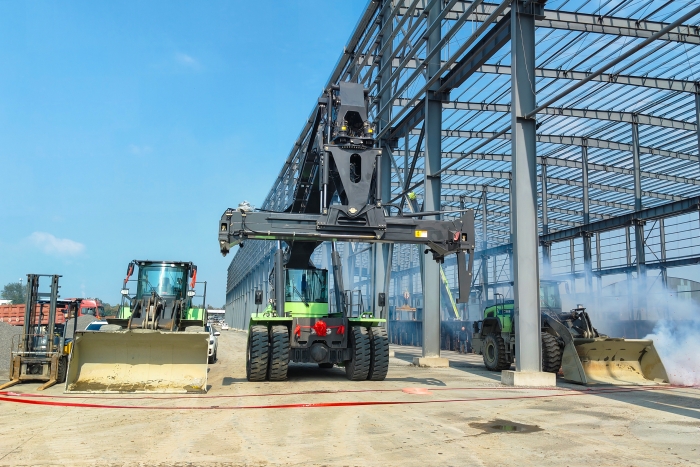 協(xié)同致勝，徐工“綠色艦隊”開啟多元物流新篇章