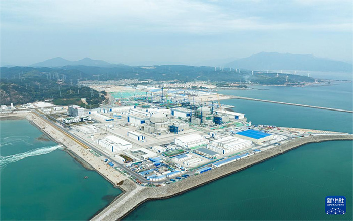 徐工塔機(jī)換新裝，孔雀藍(lán)助建核電項(xiàng)目