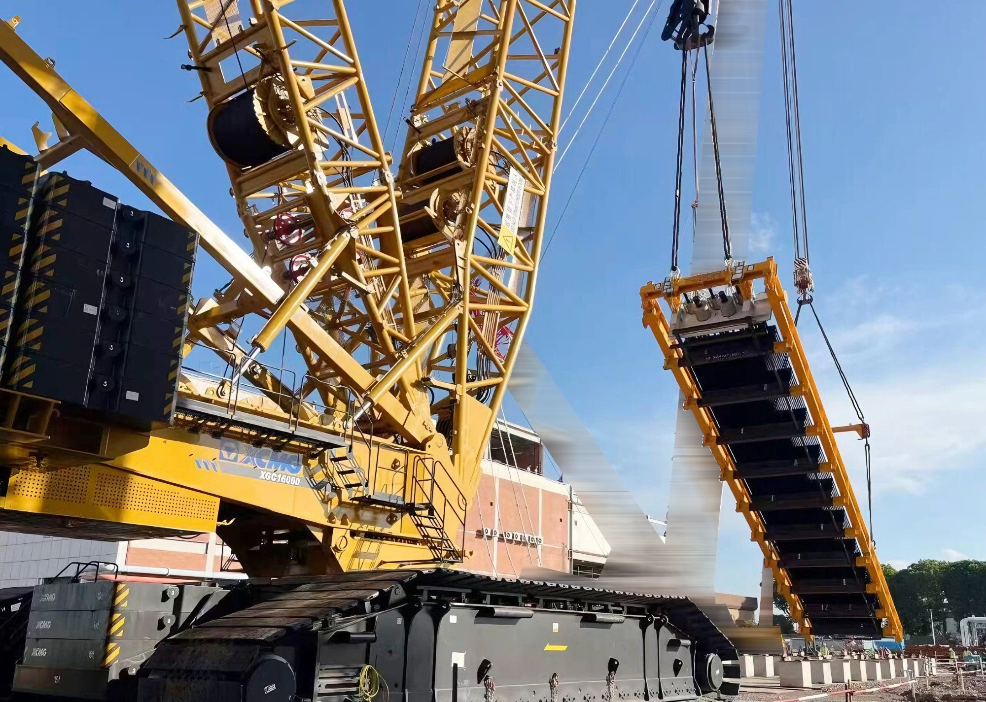 3300噸從從容容！XGC16000現(xiàn)身東南亞，完成海外高端市場嚴苛實測