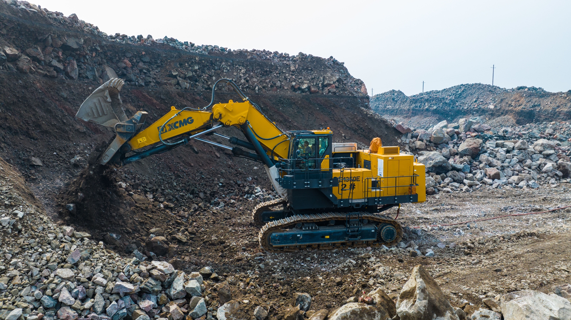 破局“硬巖+低碳”雙難題，徐工純電礦挖XE1350E贏得河北鐵礦客戶信賴